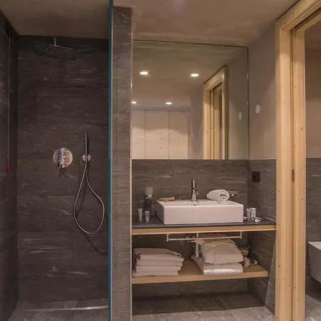 Spol - Adults Only Otel 4*